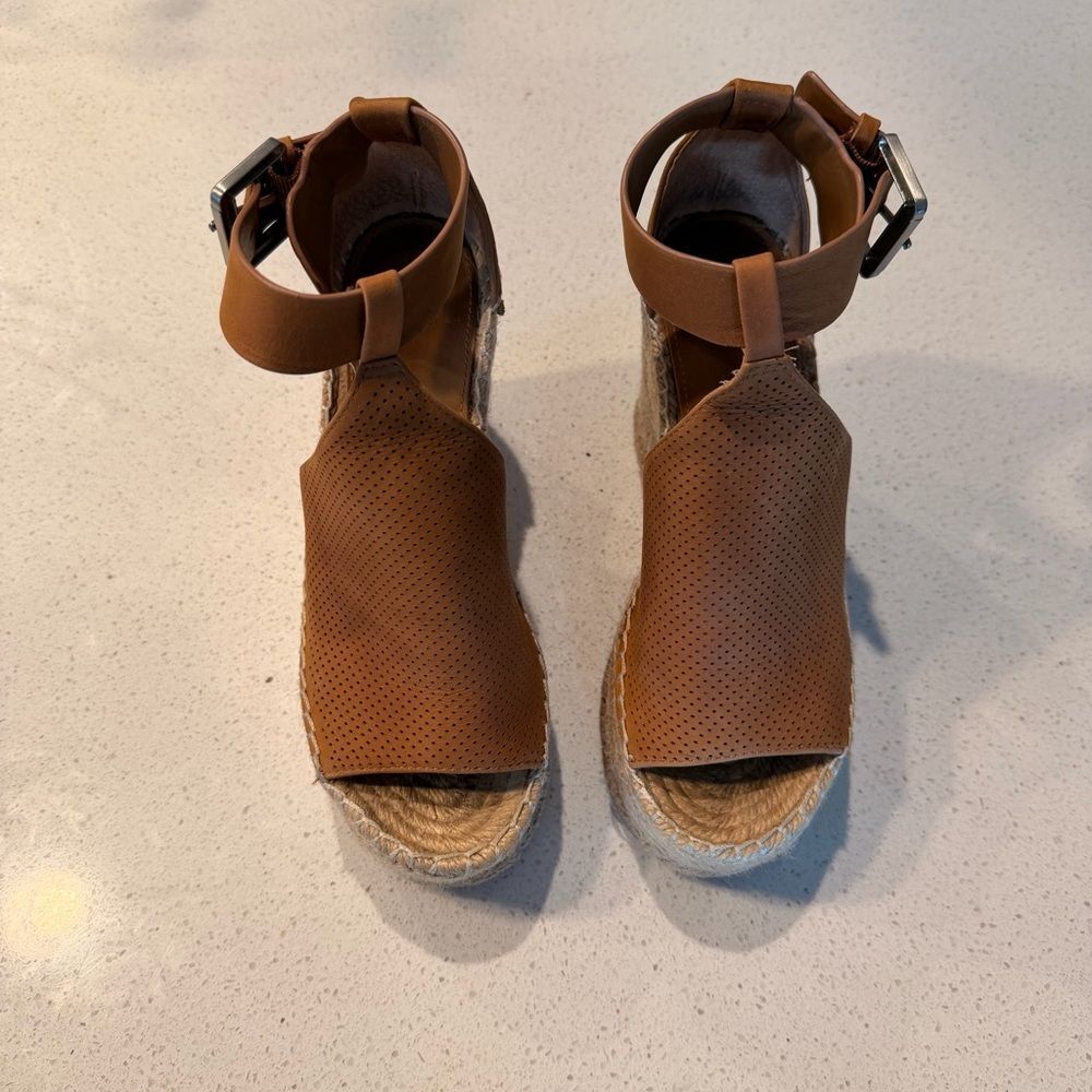 Marc Fisher Mlannie Tan Leather Espadrille Wedge Ankle Strap Sandal Size 5.5 - Picture 2 of 9